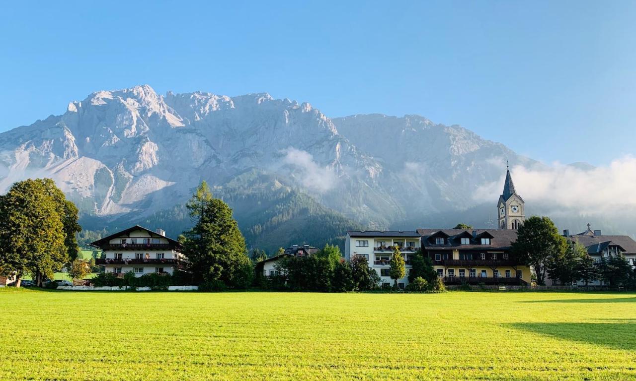 Bergkristallhaus Ramsau am Dachstein Exterior photo